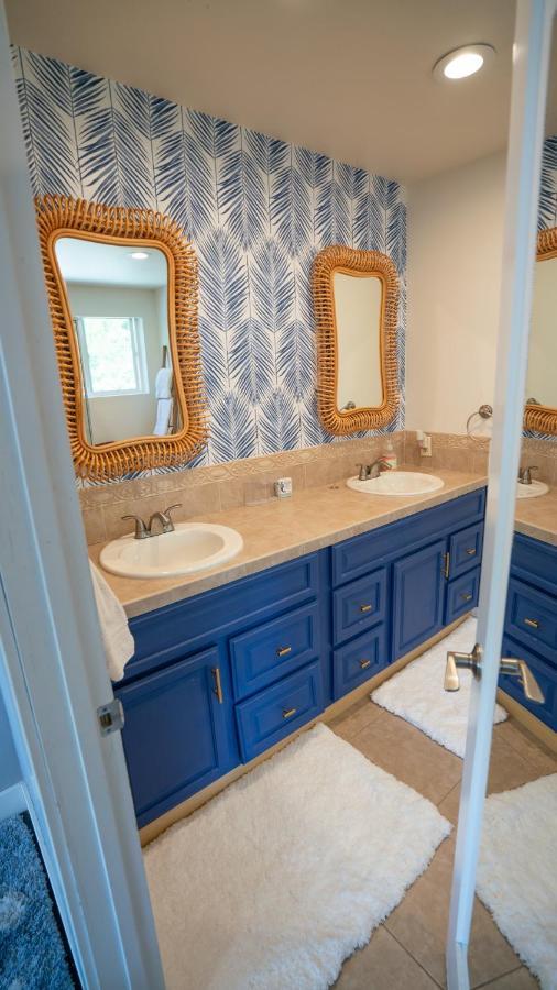 Large House With Jacuzzi, Backyard, Sauna & Ping Pong Holiday home San Diego